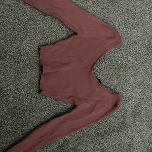 Pink long sleeve crop top